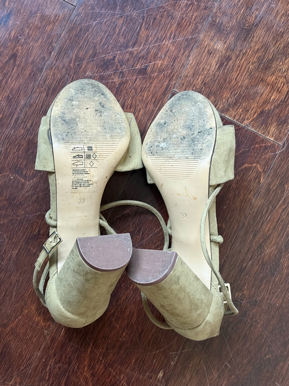 H&M Suede Ankle-Tie Heels - Picture 2 of 3